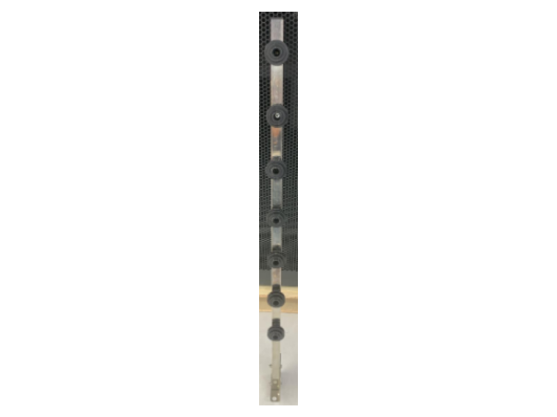 TUBO PRETA 8L C/CURVA NO TOPO P/ CERCA ELÉCTRICA